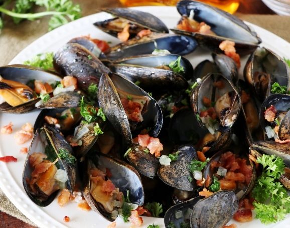 Steamed PEI Mussels