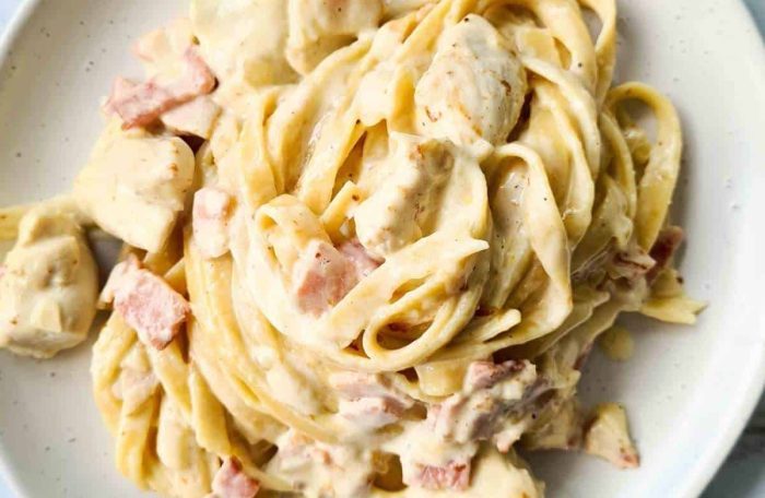 Creamy Chicken Bacon Pasta