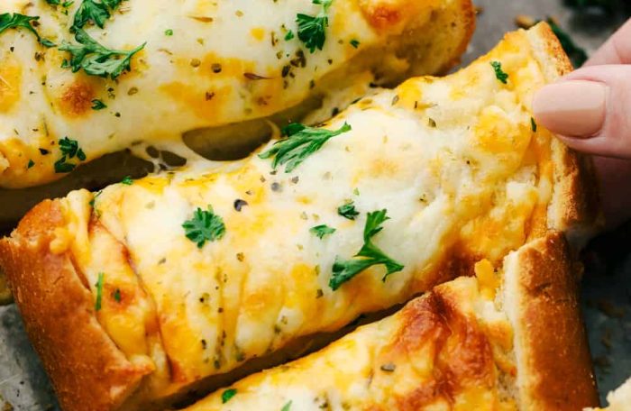 Garlic Cheese Bread